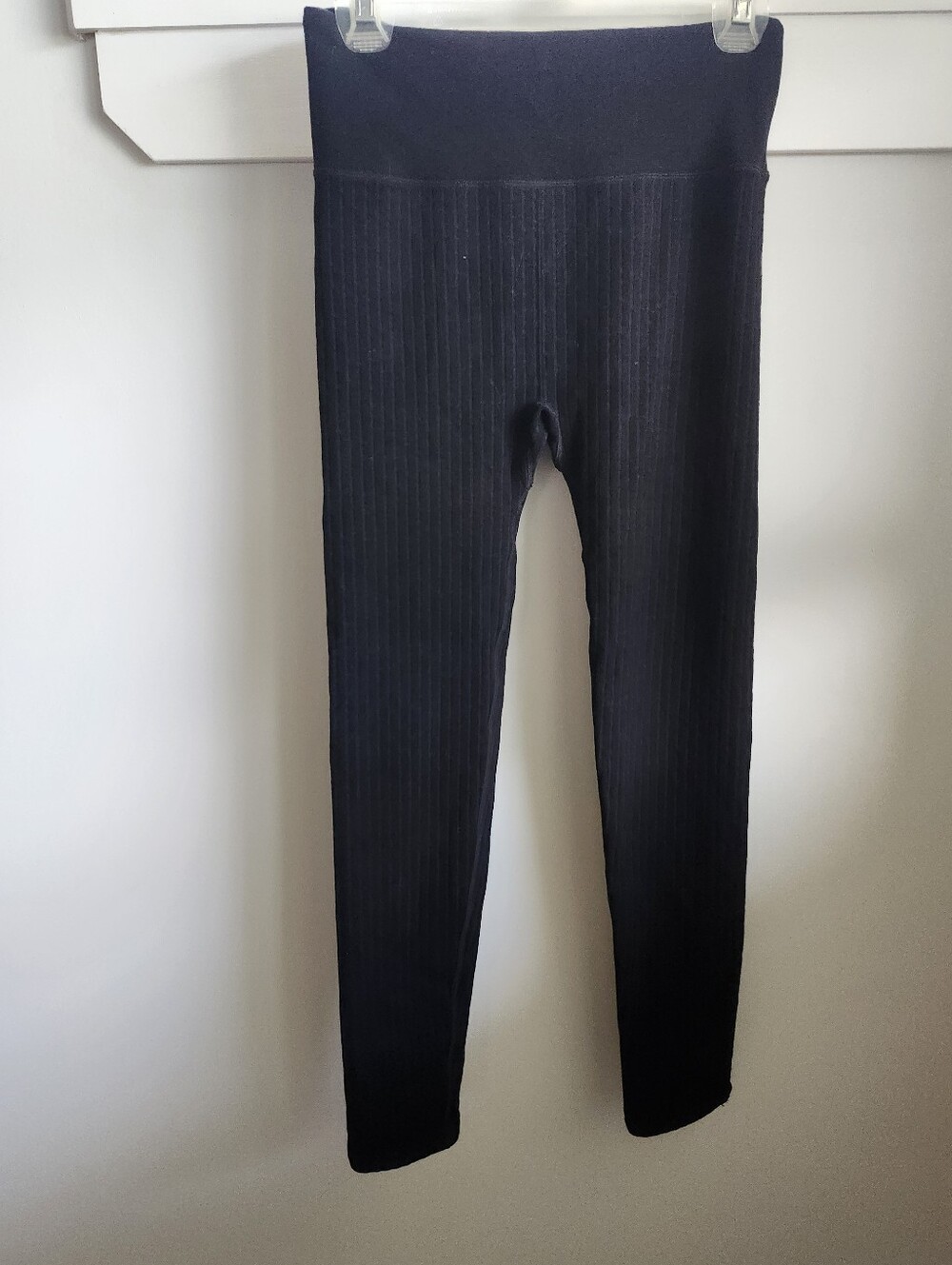 Bundle 3/$20! "Fabletics" Ribbed Black Leggings
